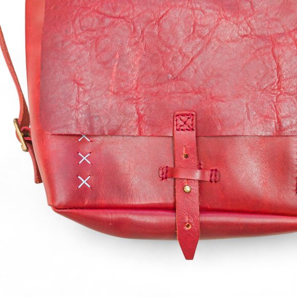 Embrazio Revival Small Handmade Leather Backpack – Red - Picture 3 of 16